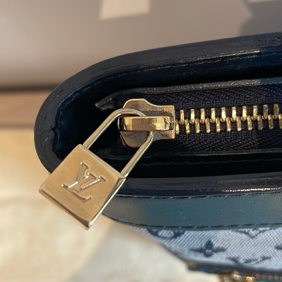 Louis Vuitton Lucille PM mini monogram bleu - Picture 6 of 13